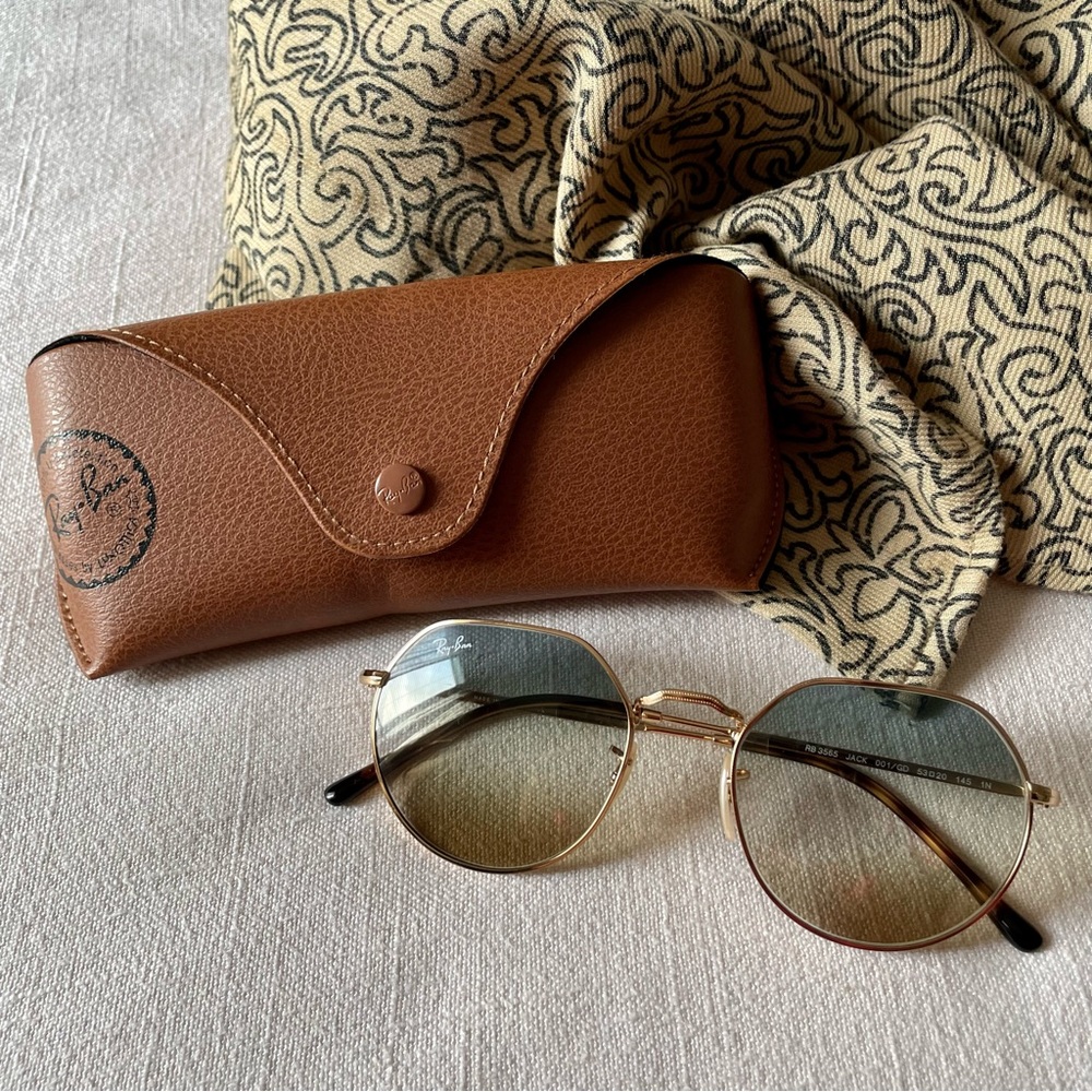 Ray bans sunglasses